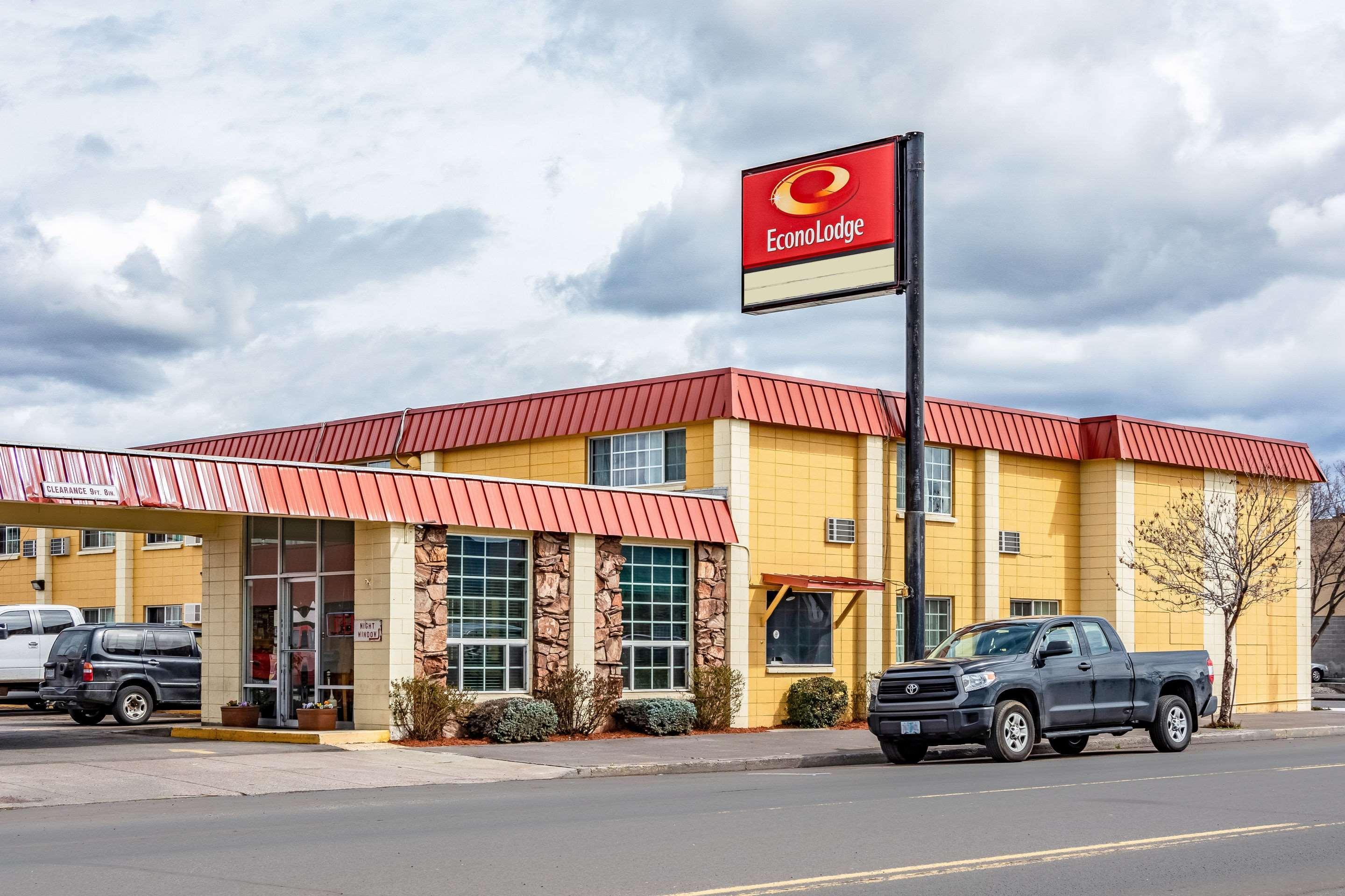 Econo Lodge Prineville Exterior photo